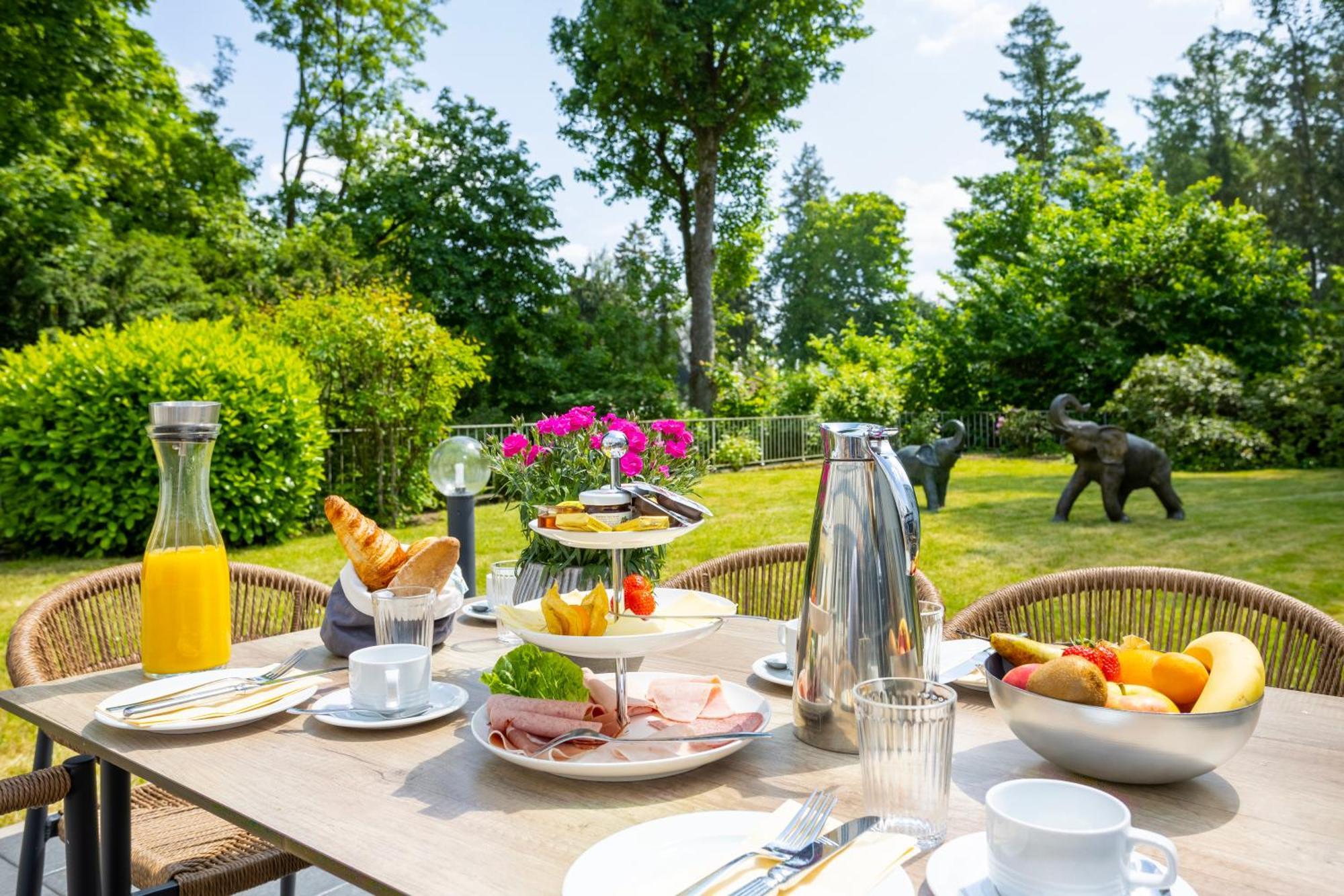 Concorde Hotel Viktoria Kronberg im Taunus Luaran gambar