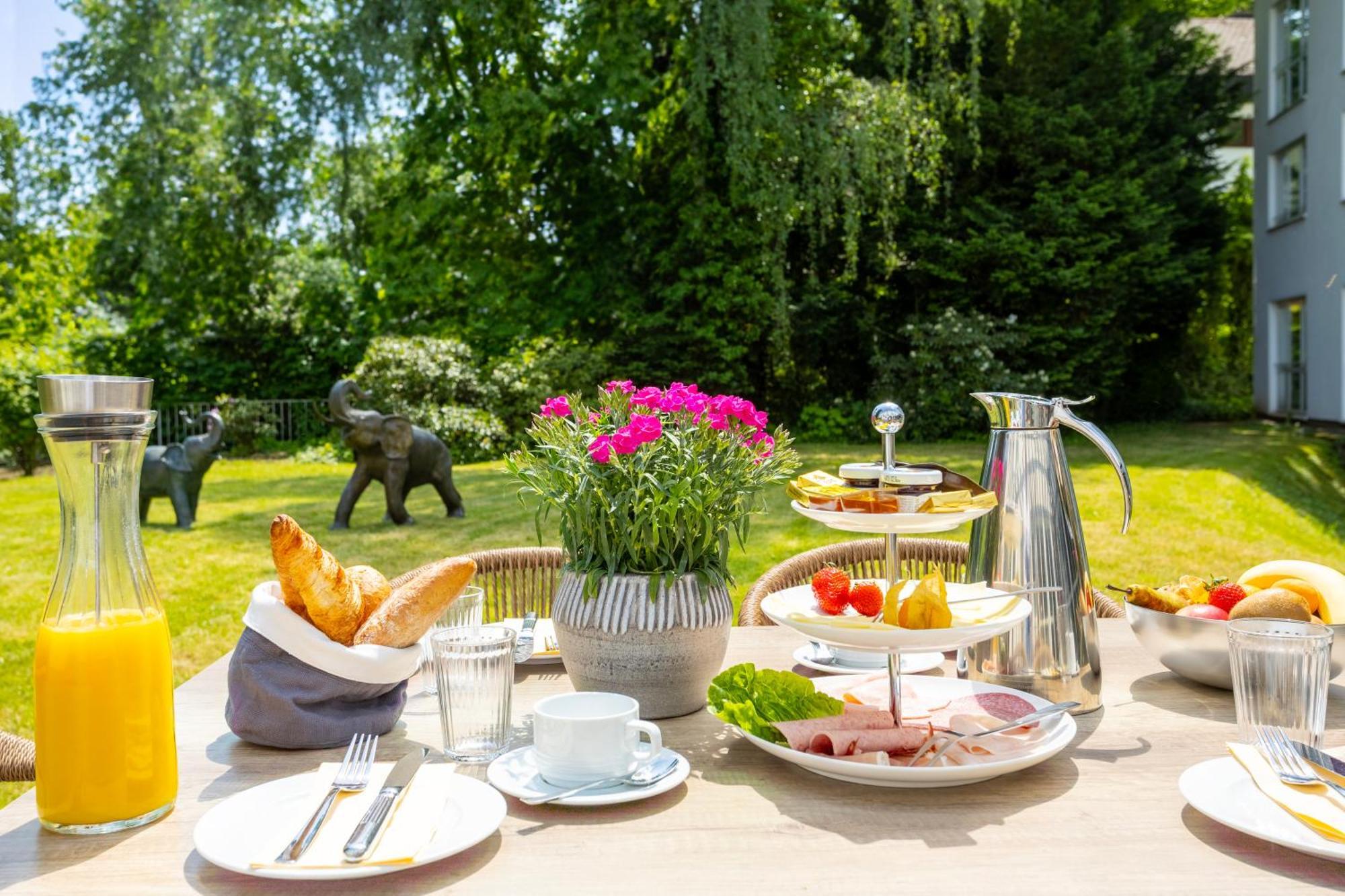 Concorde Hotel Viktoria Kronberg im Taunus Luaran gambar
