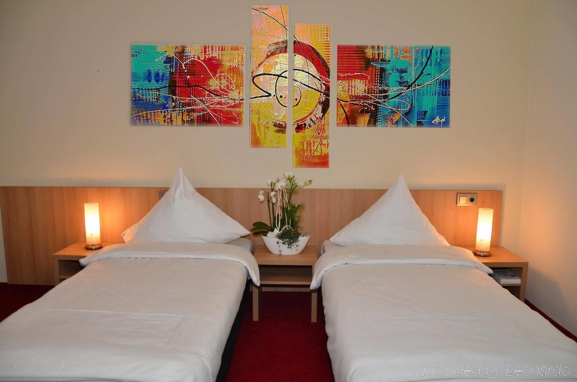 Concorde Hotel Viktoria Kronberg im Taunus Luaran gambar